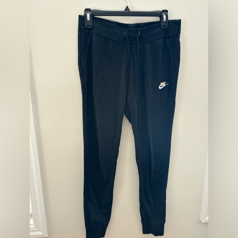 women’s nike sweatpants